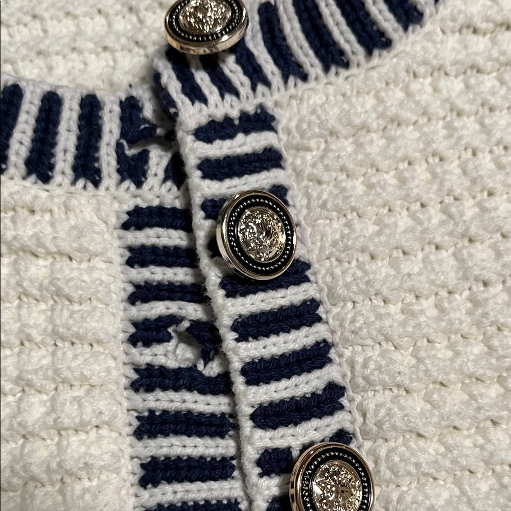 Mable Cream and Black Buttoned Cardigan Vest - Picture 11 of 11